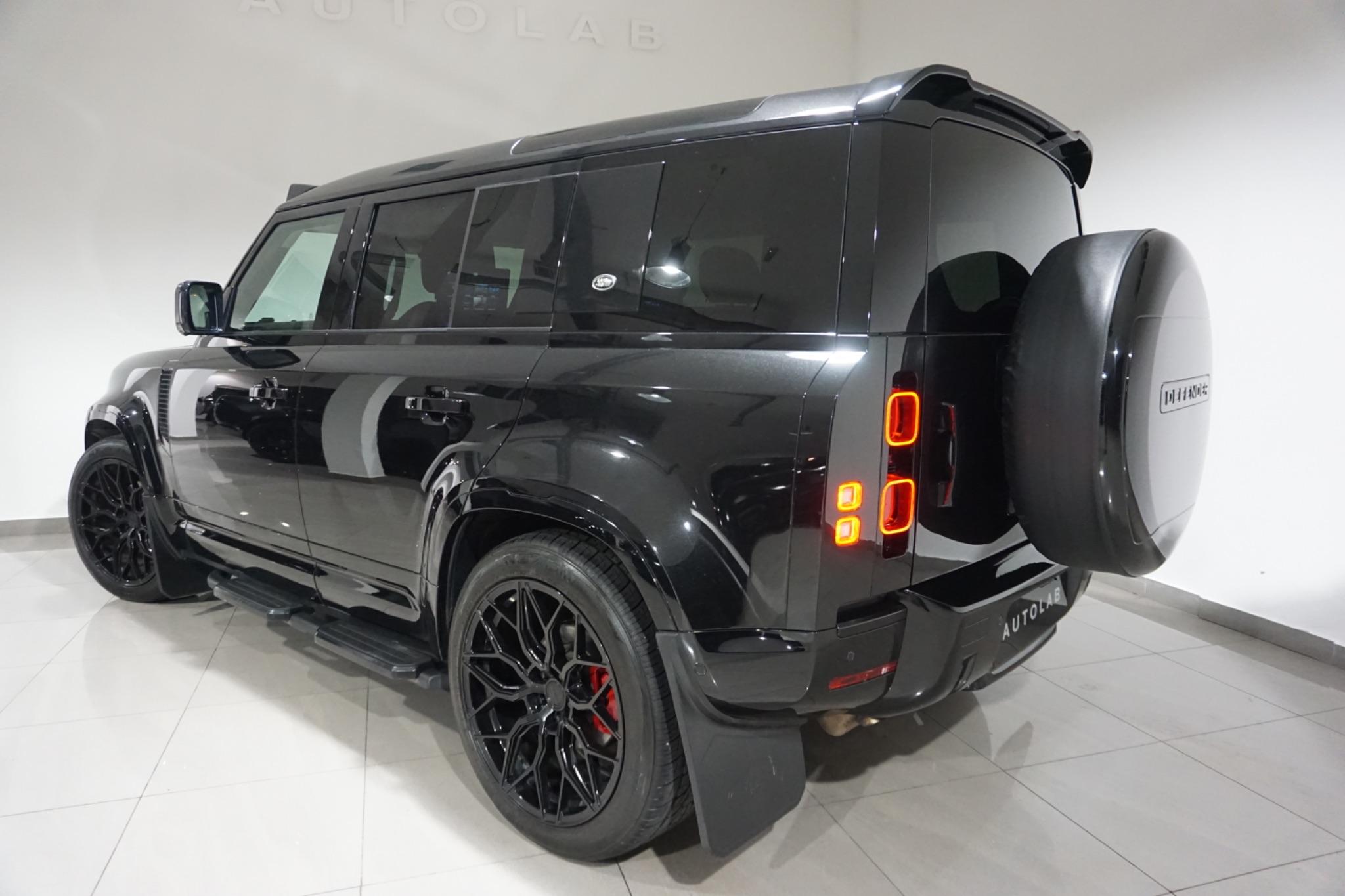 Land Rover Defender 110 2.0 SD4 HSE Auto 4WD Euro 6 (s/s) 5dr